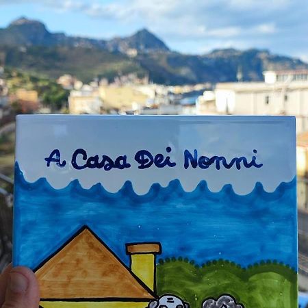 Appartement A Casa Dei Nonni à Giardini-Naxos Extérieur photo