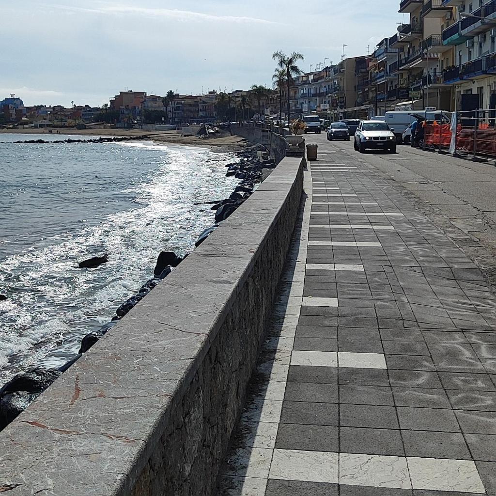 Appartement A Casa Dei Nonni à Giardini-Naxos Extérieur photo