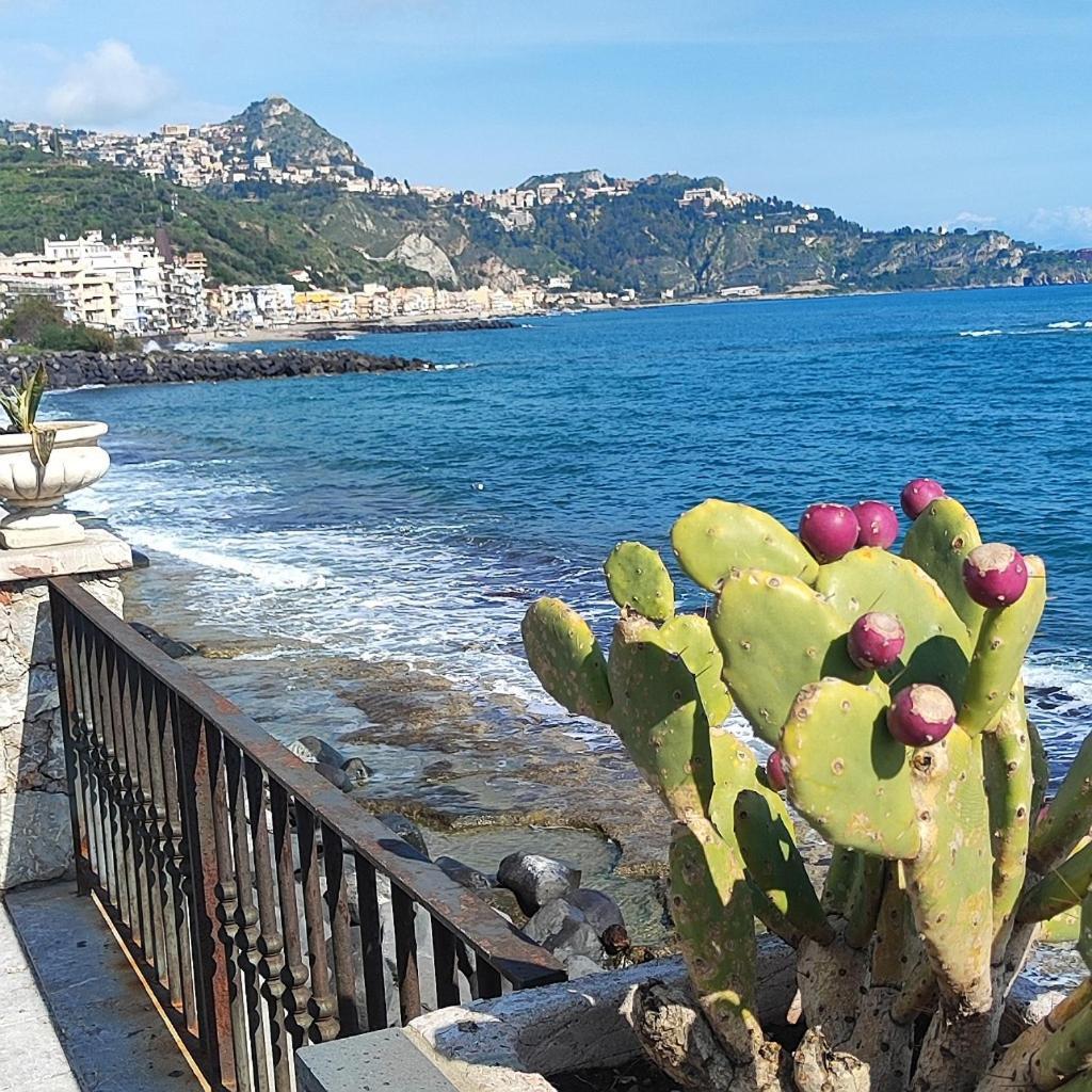 Appartement A Casa Dei Nonni à Giardini-Naxos Extérieur photo